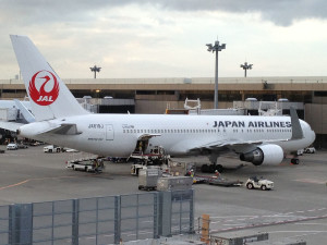 Japan-airlines-plane