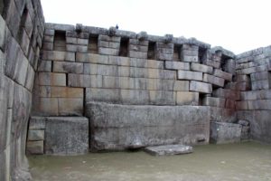 Peru-Machu-Picchu-principal-temple-wall