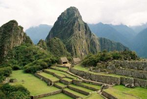 Peru-Machu-Picchu-view-Huaynu-Picchu