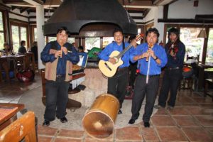 Peru-Aguas-Calientes-Andean-musical-group