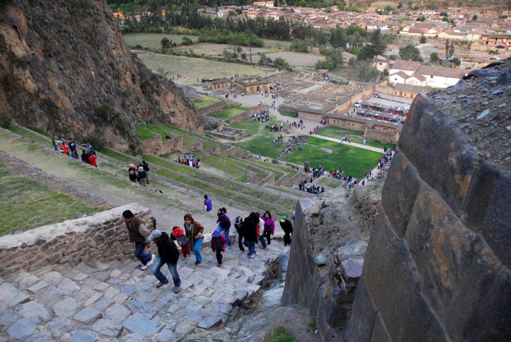 Ollantaytambo-Peru-climbing-up-steps-of-ruins