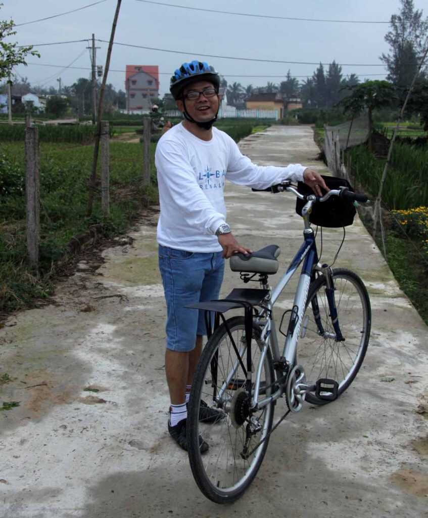 Hoi-An-bike-ride-tour-leader