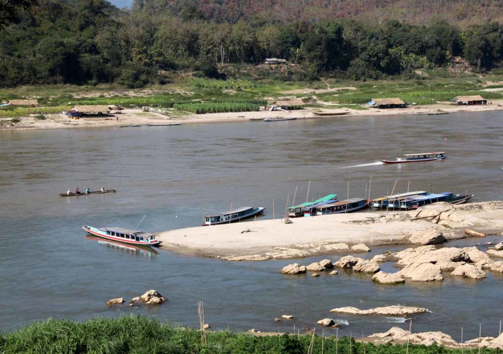 Laos-Luang-Prabang-Mekong-river-view