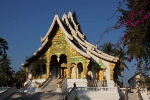 Laos-Luang-Prabang-beautiful-temple