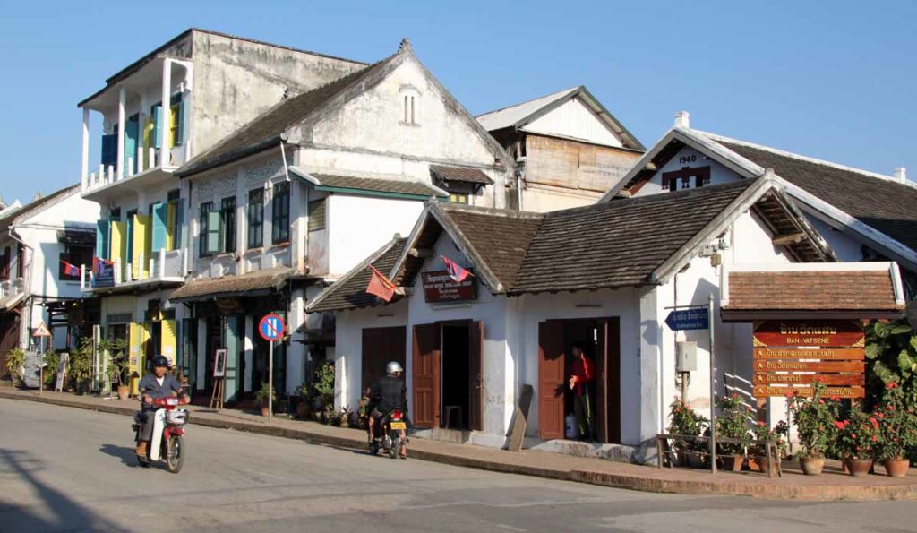 Laos-Luang-Prabang-main-street-old-town