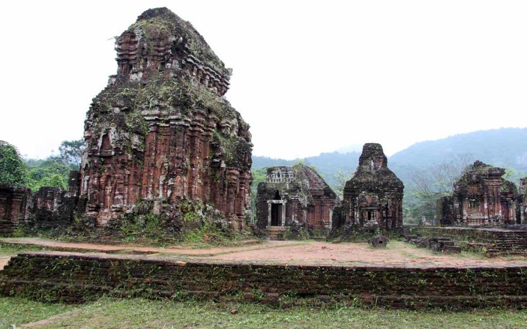 Vietnam-Hoi-An-My-son-ruins