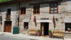 spain-camino-walk-albergue-exterior