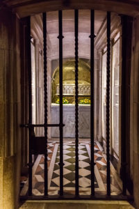 Catedral-Santiago-de-Compostela_crypt
