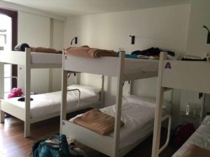 spain-camino-hostel-bunk-beds