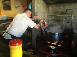 spain-camino-pulpo-cooker-melide