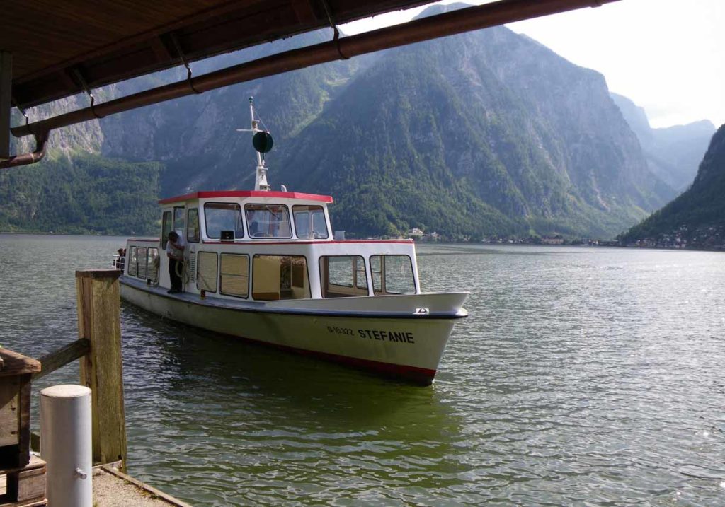 austria-hallstatt-stefanie-ferry-boat