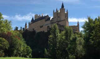 spain-segovia-alcazar-view-from-lawn