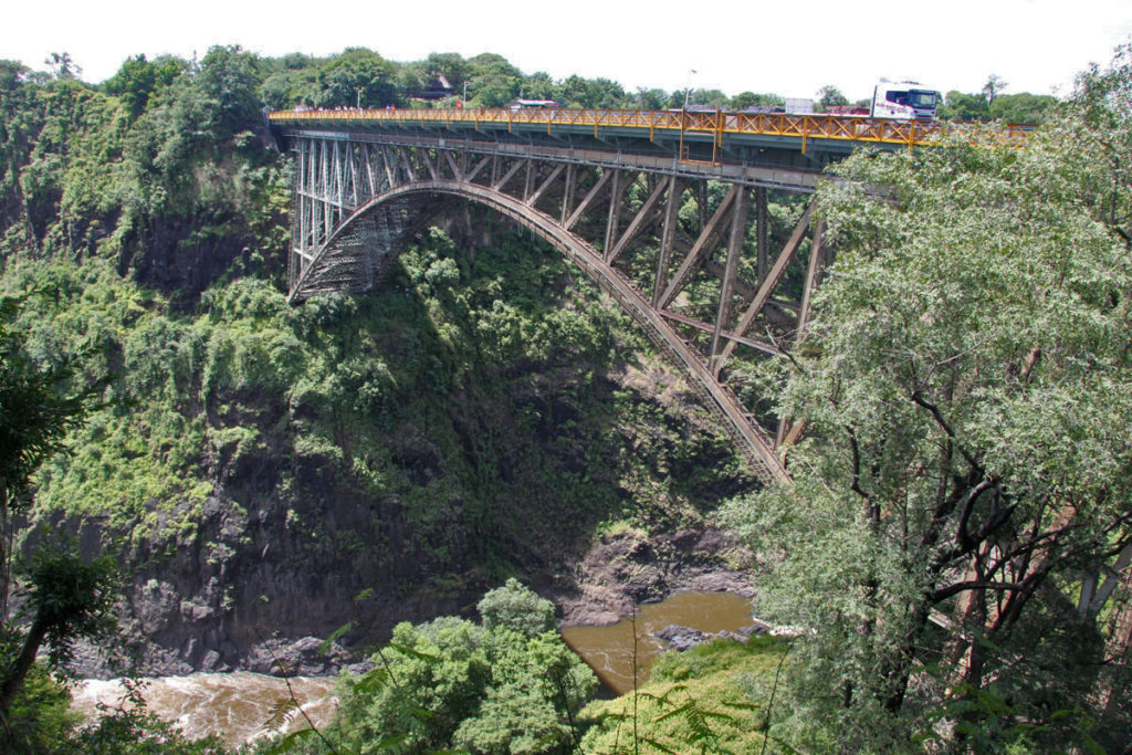 victoria-falls-bridge-from-walking-path