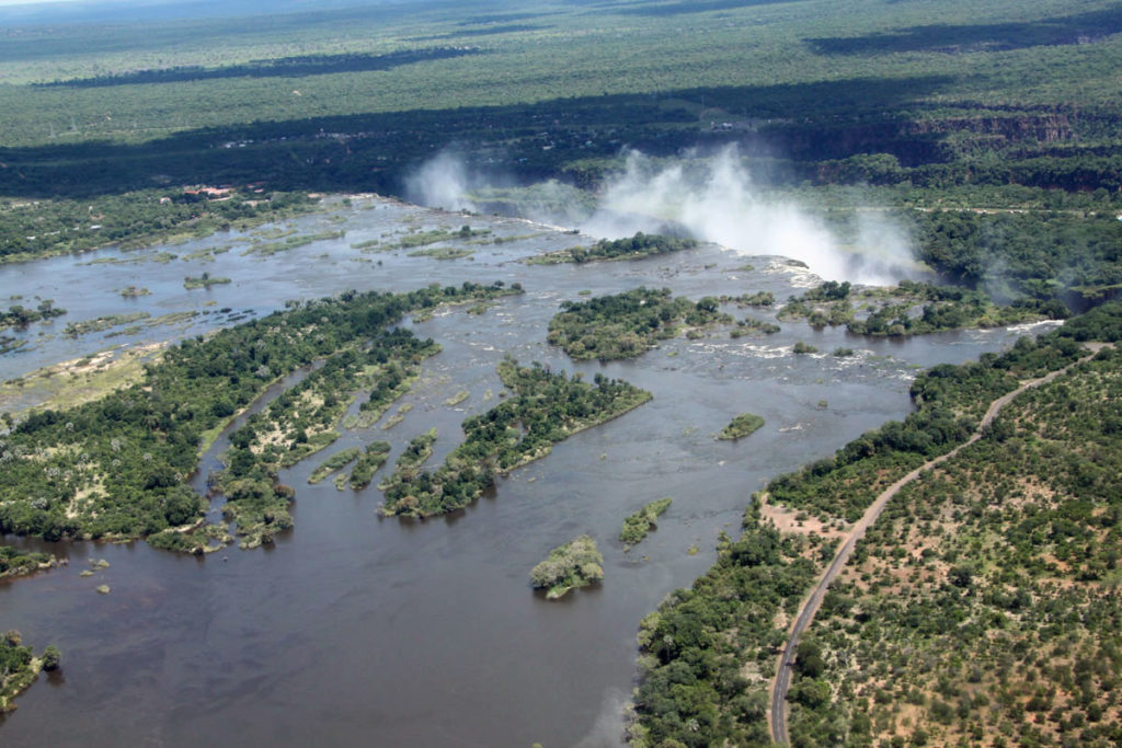victoria-falls-helicopter-aerial-view-upper-zambezi-river