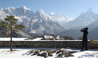 Nepal-Hotel-Everest-View-deb-taking-pix