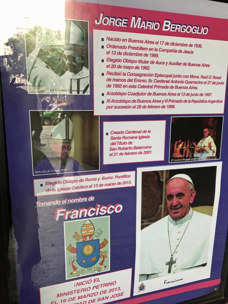 buenos-aires-argentina-pope-francis-sign