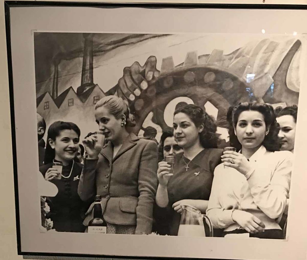 buenos-aires-museo-evita-photograph-evita