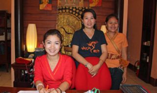 laos-vientiane-champa-spa-reception-massage-staff
