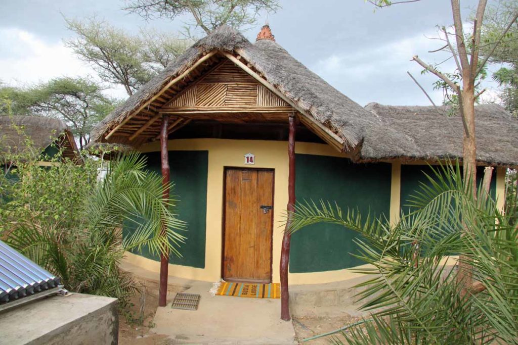 Ethiopia-omo-valley-buska-lodge-chalet-exterior