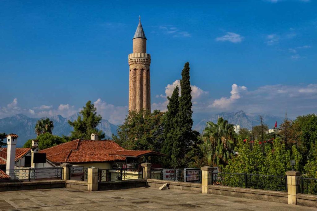 turkey-antalya-fluted-minaret