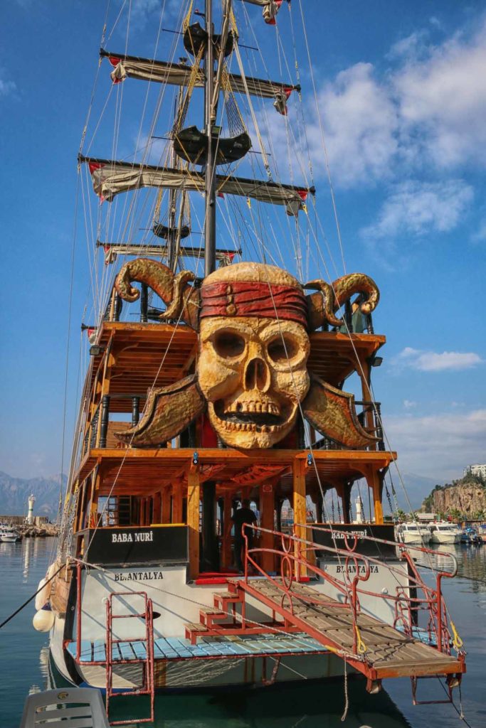turkey-antalya-harbor-pirate-boat