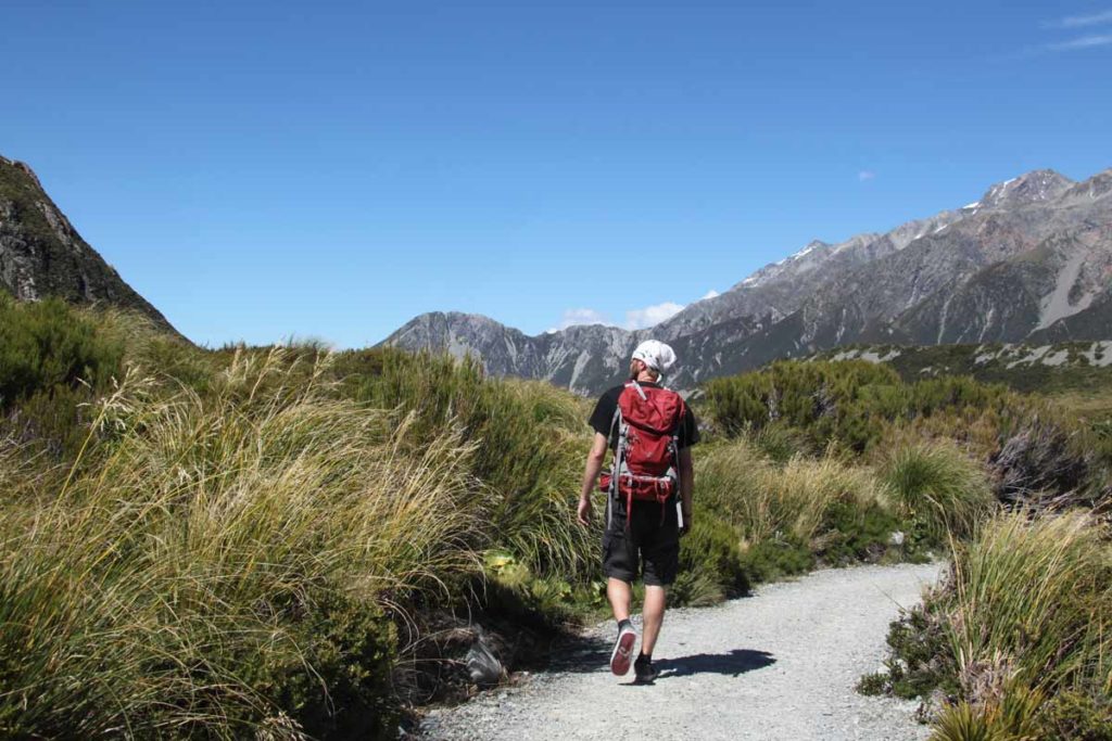 hooker-valley-track-gravel-trail