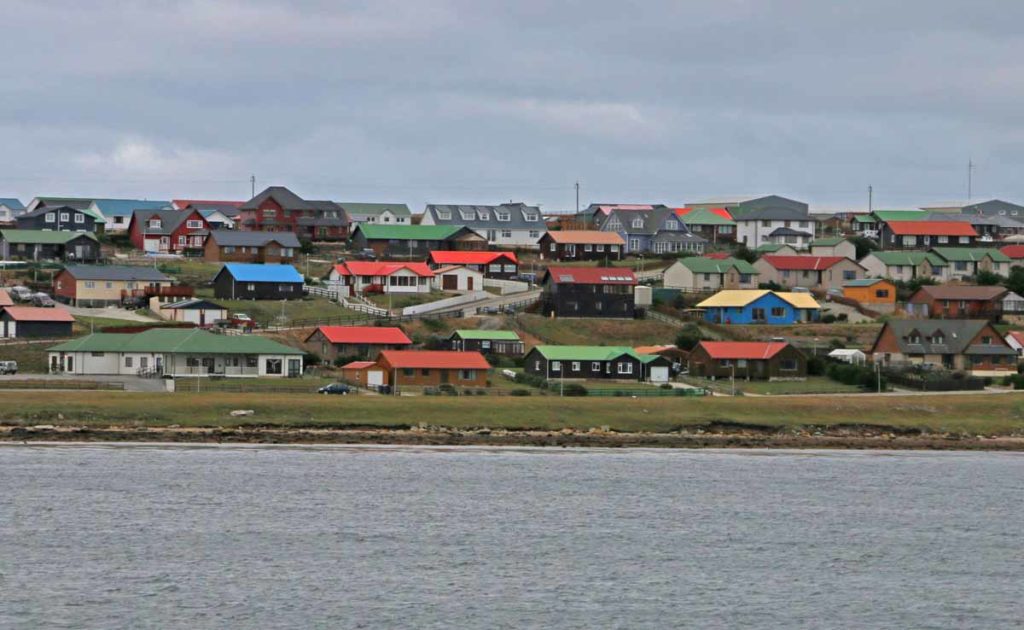 falkland-islands-stanley-homes-from-ship