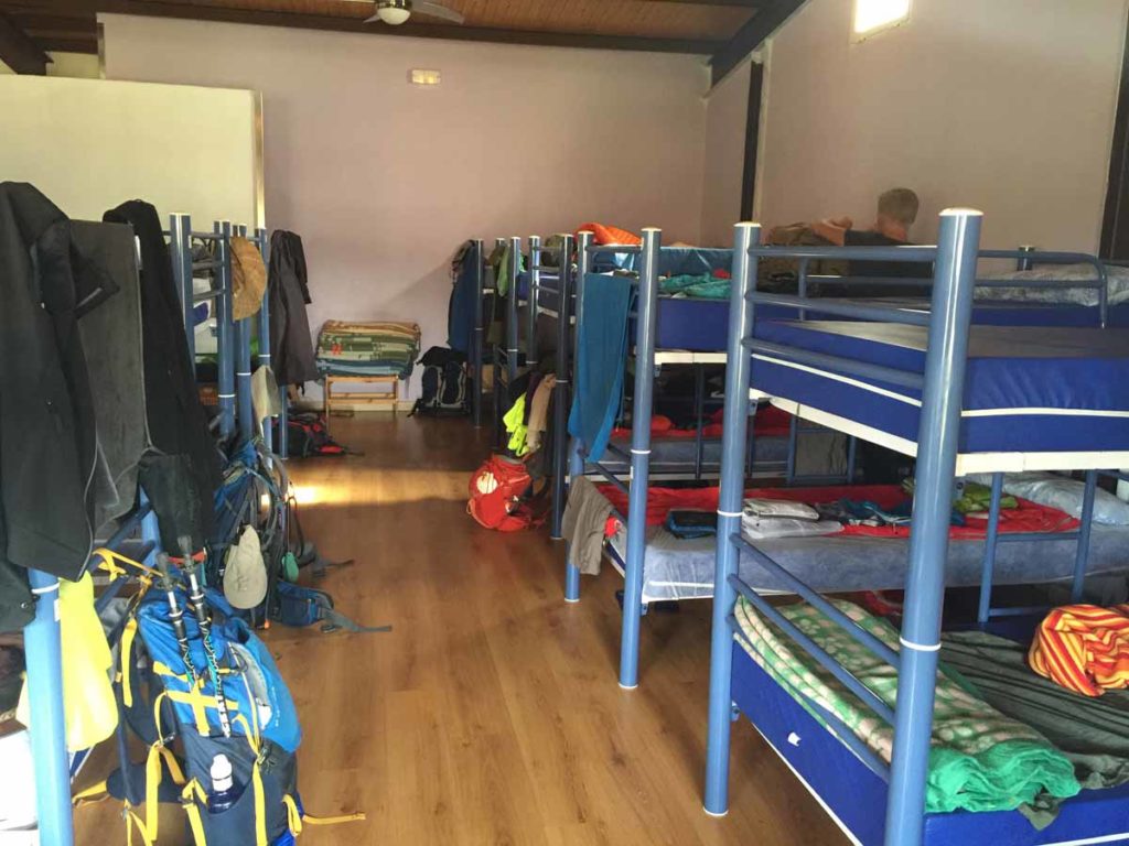 camino-pilgrim-hostel-bunk-beds