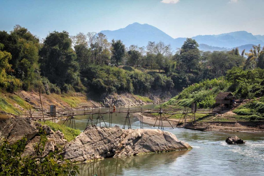 Laos-Luang-Prabang-bamboo-bridge-nam-khan