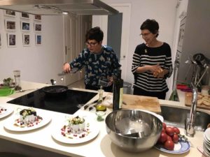 barcelona-catalan-dinner-party-hosts-cooking