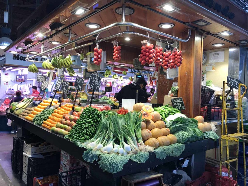 spain-barcelona-la-boqueria-market