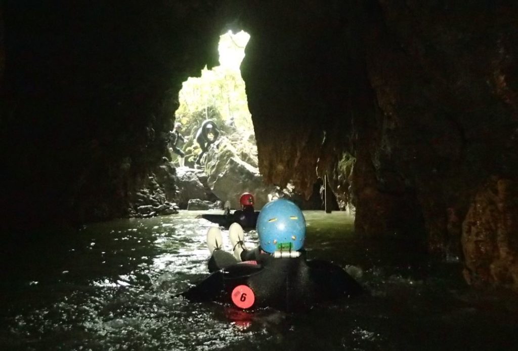 waitomo-caves-black-water-rafting-cave-exit