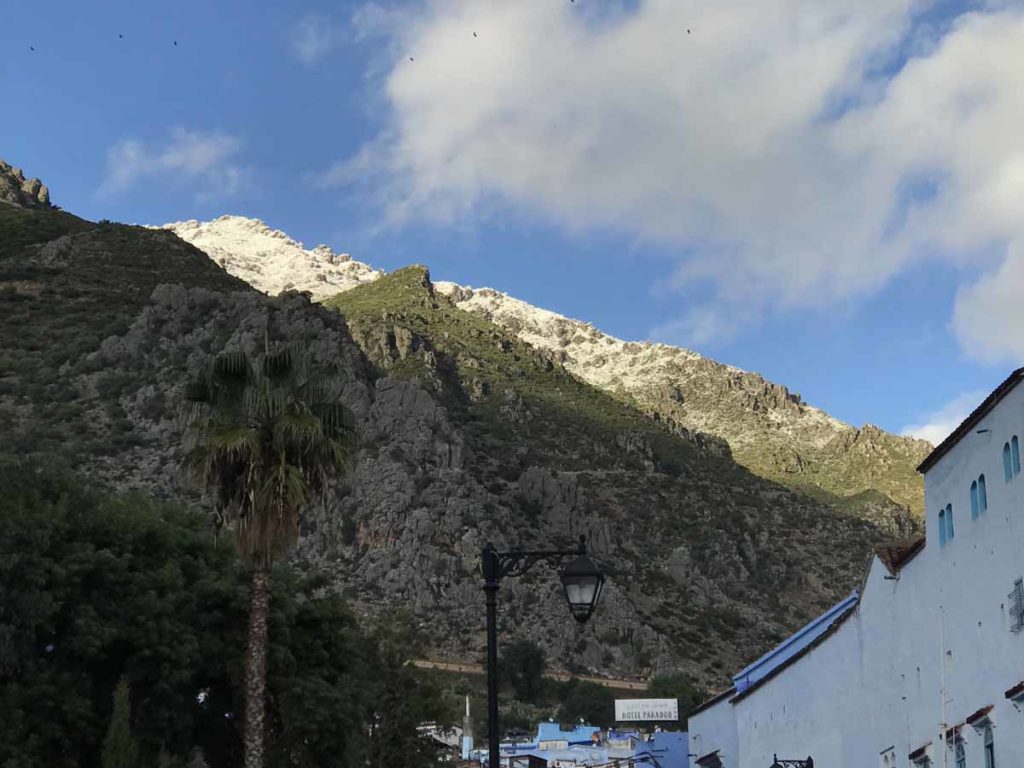 Morocco-Chefchaouen-snow-in-mountains