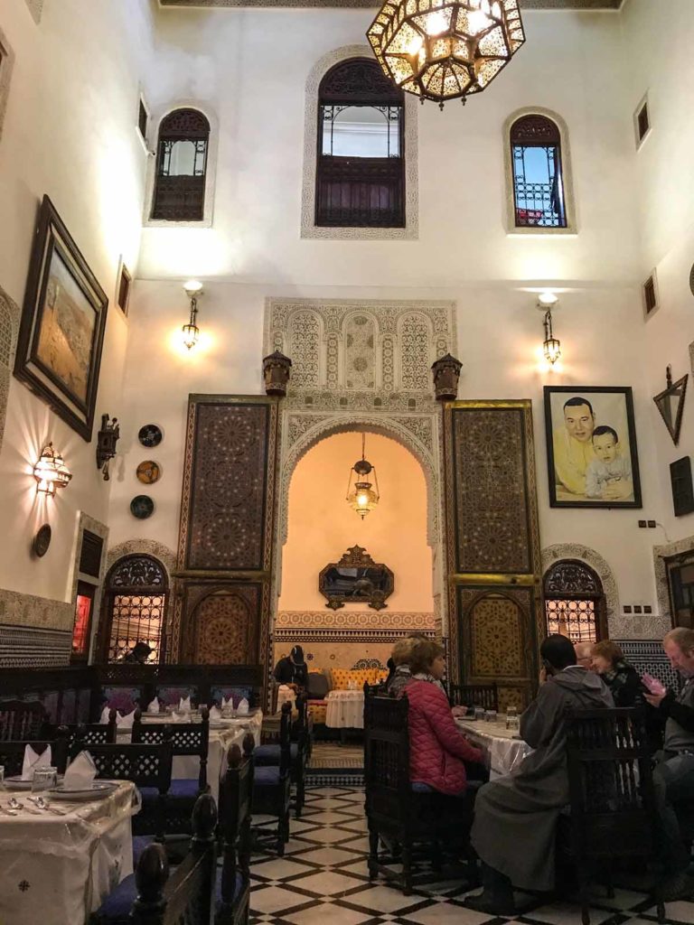 Morocco-Fez-restaurant-interior