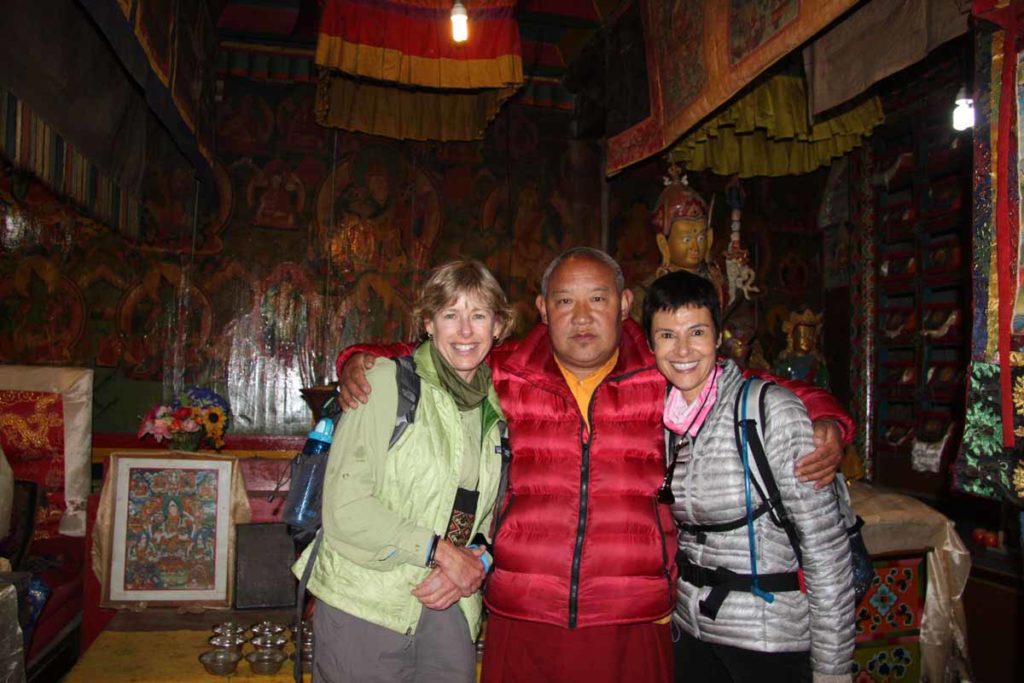 Nepal-trek-Namche-gompa-us-with-monk