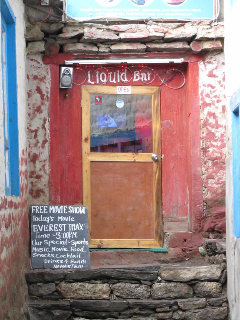 Nepal-trek-Namche-Bazaar-Liquid-Bar