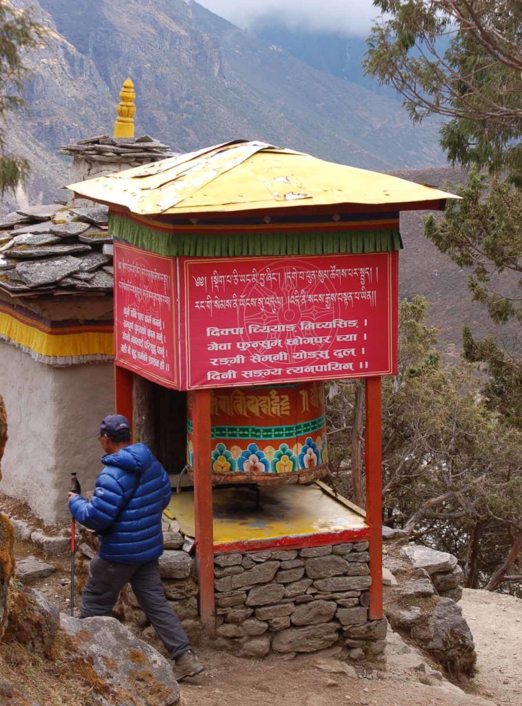 Nepal-trek-Thame-prayer-wheel
