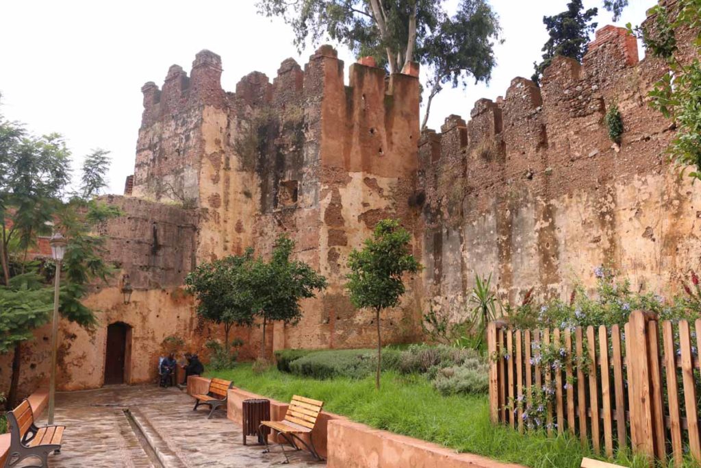 Morocco-Chefchaouen-kasbah-old-walls