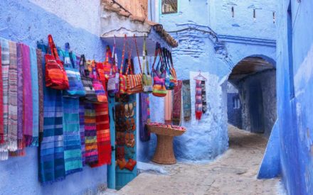 Morocco-Chefchaouen-street-scene-shopping