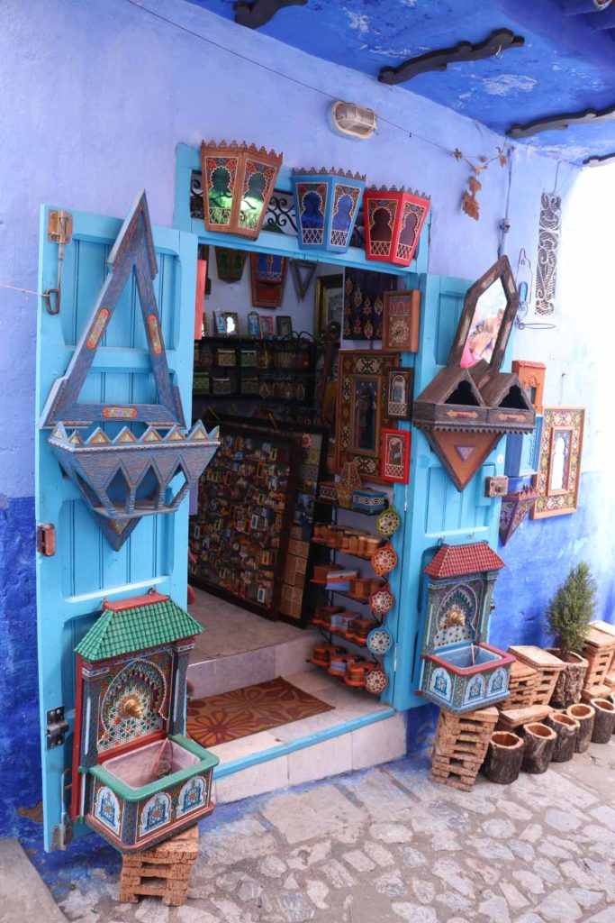 Morocco-Chefchaouen-shopping-cute-shop