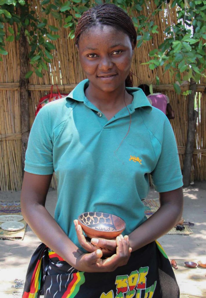 Namibia-village-visit-local-woman