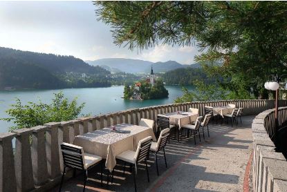 lake-bled-cafe-belvedere-terrace-vila-bled