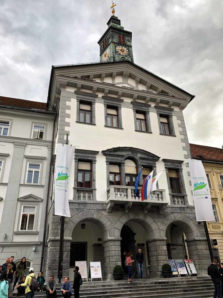 slovenia-ljubljana-town-hall
