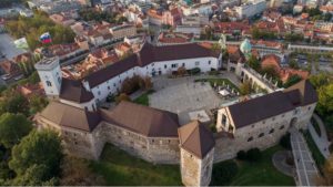 slovenia-ljubljana-castle-aerial-view