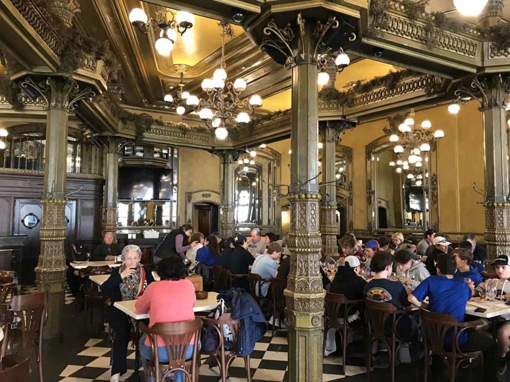 Spain-Pamplona-cafe-iruna