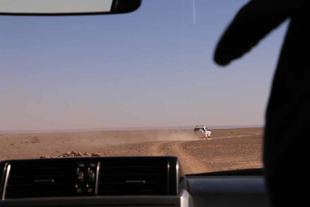 Morocco-Sahara-driving-in-desert