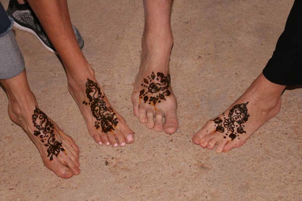 morocco-sahara-henna-feet