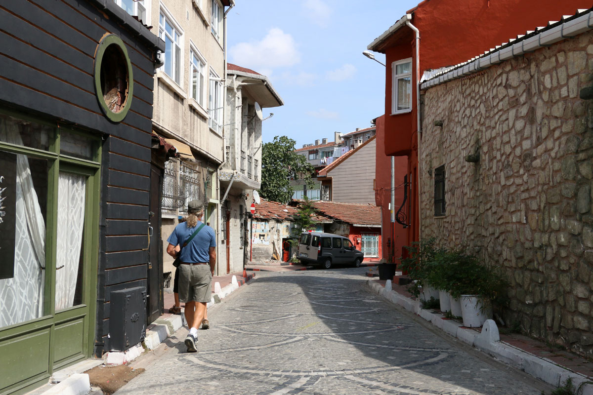 Istanbul-turkey-residential-street