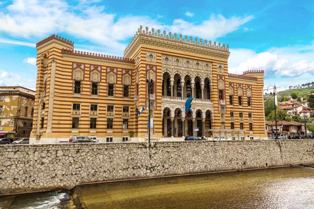 Bosnia-Sarajevo-city-hall