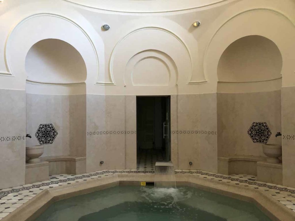 Bosnia-Sarajevo-isa-begov-hamam